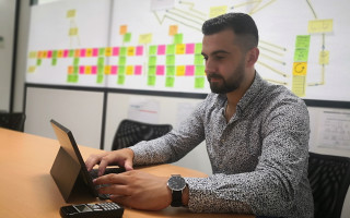 PAROLES À NOS APPRENTIS
